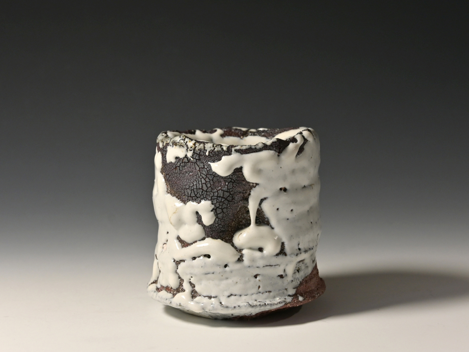 藤平伸(日展会員、日展審査員、京都市立芸術大学名誉教授)の辰砂